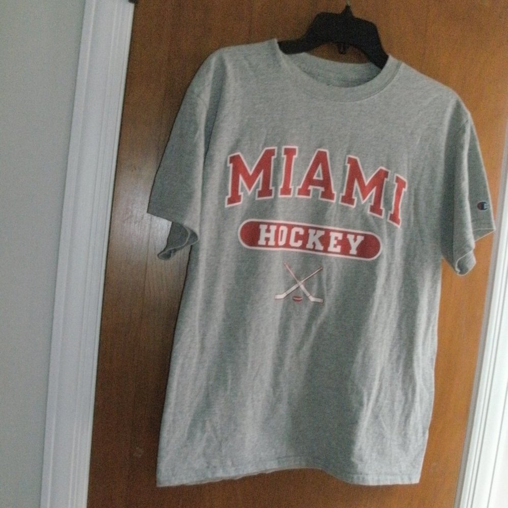 Miami University Ohio Champion Gray & Red Hockey T Shirt Tee Short Sleeve size M